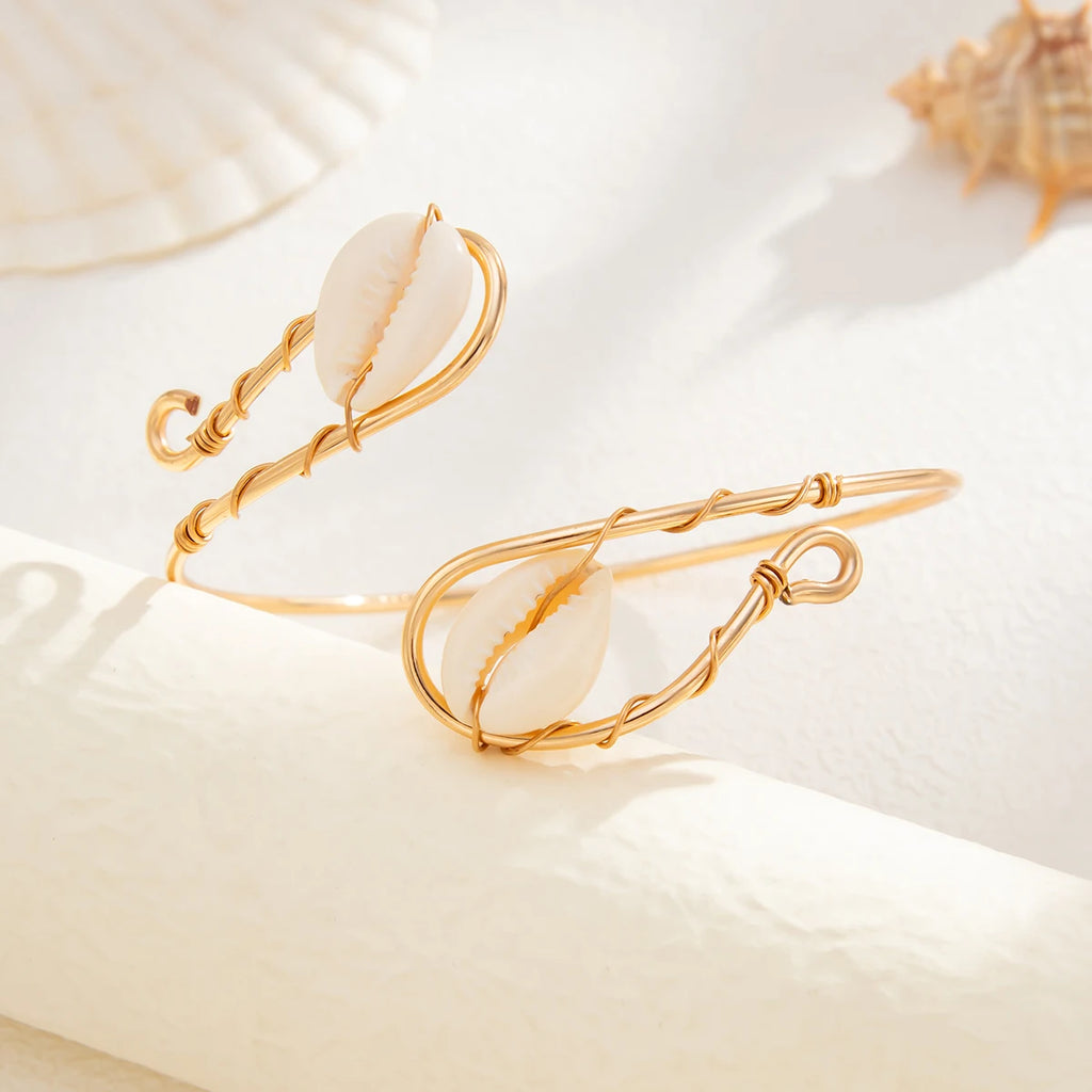 The Broken Harp of the Gemini